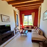 Casa Spannika Pool And Gym Prázdninový dům *