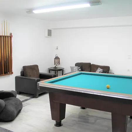 Casa Spannika Pool And Gym Holiday home