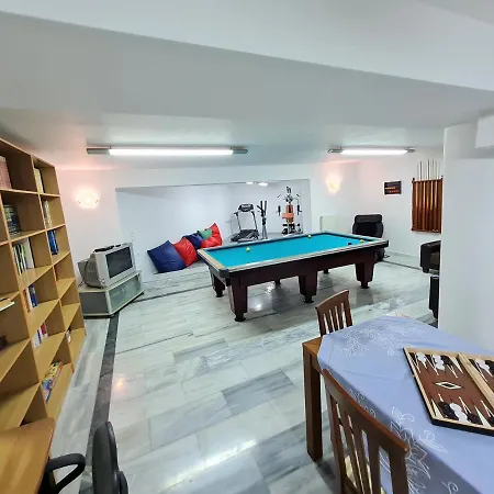 Casa Spannika Pool And Gym Hébergement de vacances *