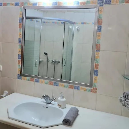 Casa Spannika Pool And Gym Hébergement de vacances *