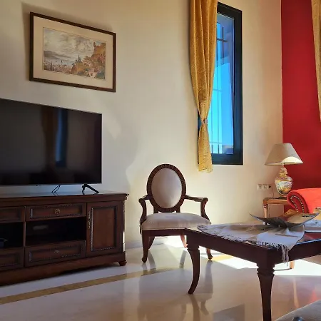 Casa Spannika Pool And Gym Hébergement de vacances