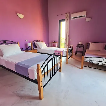 펜션 Casa Spannika Pool And Gym 자킨토스 타운